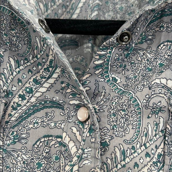 Cinch Women's Paisley Snap Front Shirt Size Medium - Picture 4 of 7